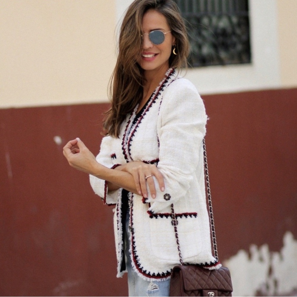 Zara White Tweed Blazer with Black and Burgundy Trim - Picture 2 of 4